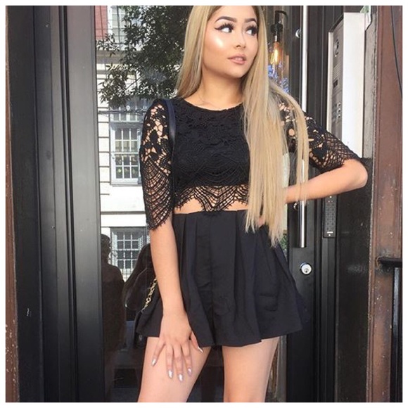 SALE! New S black Romper - Picture 3 of 4