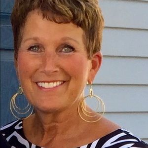 Meet your Posher, Diane