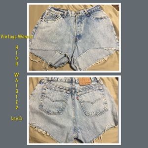 Vintage High Waisted Women Levi's Acid Wash