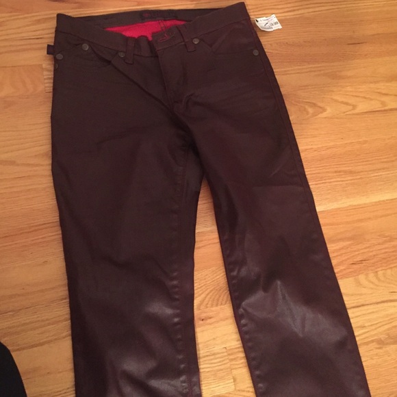 Rock& Republic maroon pants sz 8
