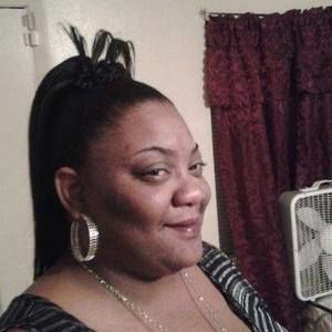 Meet your Posher, Maxine