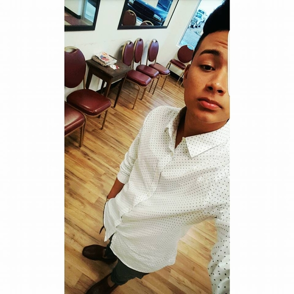 Meet your Posher, Douglas - Picture 1 of 1