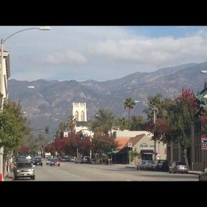 Meet your Posher, Ebone