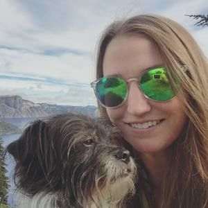 Meet your Posher, Corinne