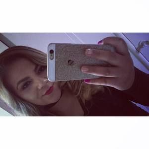 Meet your Posher, Karla