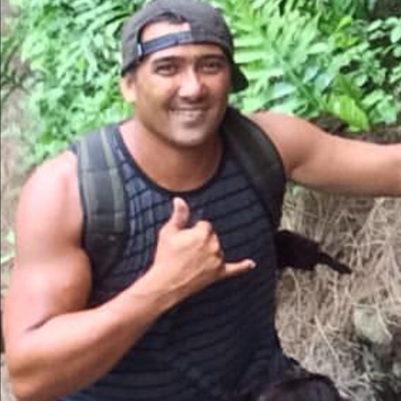 Meet your Posher, Dustin - Picture 3 of 3