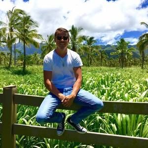 Meet your Posher, Corbin