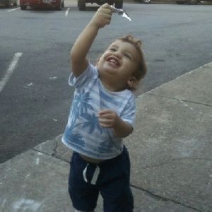 Meet your Posher, Yesenia