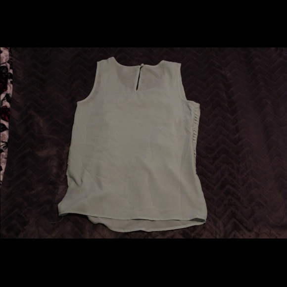 Green Ruffled Top - Picture 3 of 4