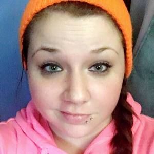 Meet your Posher, Nikki