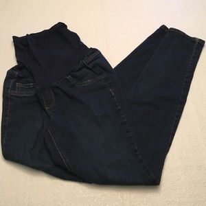 Jessica Simpson maternity jeans
