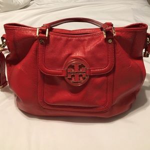 Tory Butch Amanda Hobo