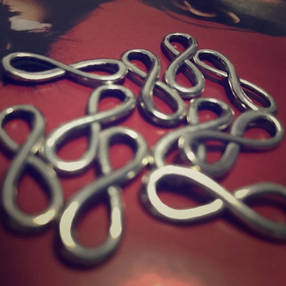 💢Silver Infinity Charms 10pcs