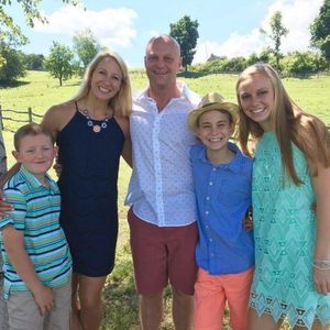 Meet your Posher, Jean