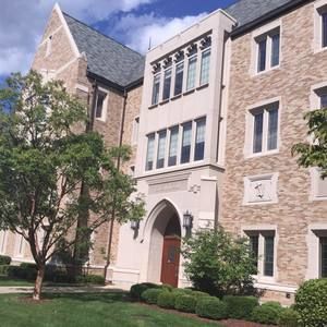 Meet your Posher, Fatimah