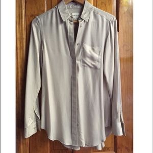 Reiss Tops - ❤️SALE REISS High-end Buttondown Shirt Size2 GREAT Reiss Tops - ❤️SALE REISS High-end Buttondown Shirt Size2 GREAT