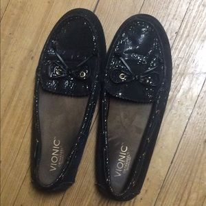 Vionic Black Loafer Flats