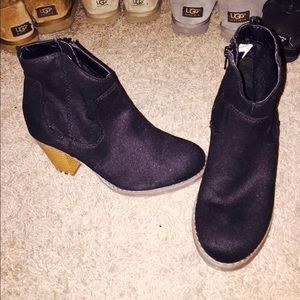Black Booties