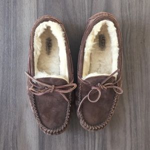 UGG Dakota Slipper - Like New