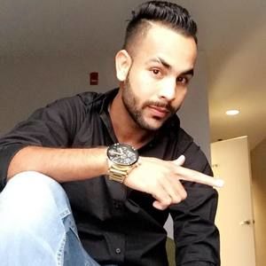 Meet your Posher, Daljeet