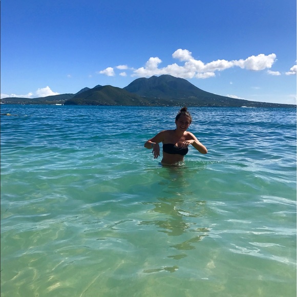 Meet your Posher, Trisha - Picture 4 of 4