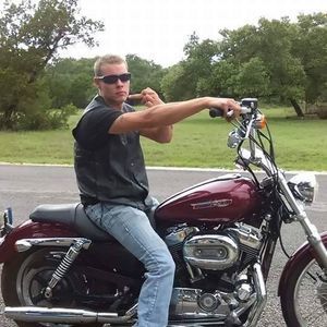 Meet your Posher, Casey