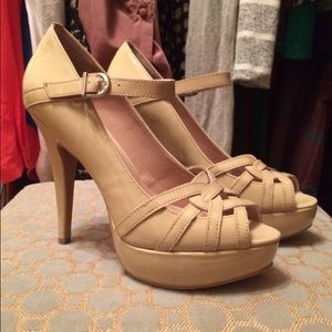 Vince camuto size 6.5 new.
