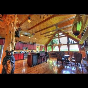 Meet your Posher, Aleks