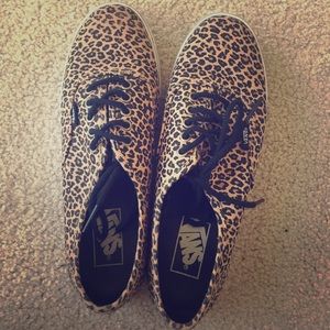 CHEETAH VANS