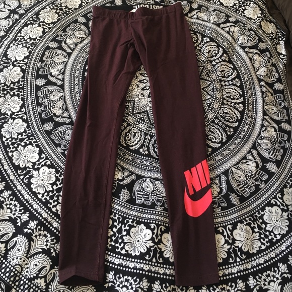 NIKE LEG-A-SEE LOGO LEGGINGS