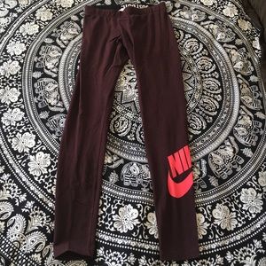 NIKE LEG-A-SEE LOGO LEGGINGS