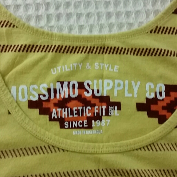 A nice Native American inspired tank top - Picture 2 of 4