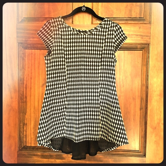 DueTime Maternity Fashion Top