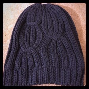 NWT Vera Wang charcoal gray hat