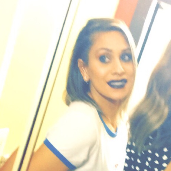 Meet your Posher, Ahnah