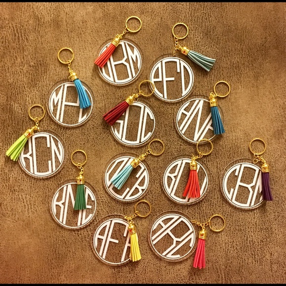 Monogrammed keychain - Picture 2 of 2