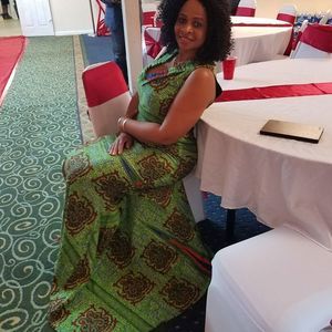 Meet your Posher, Hawa