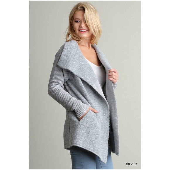 RESTOCKED!Silver Open Cardigan - Picture 2 of 4