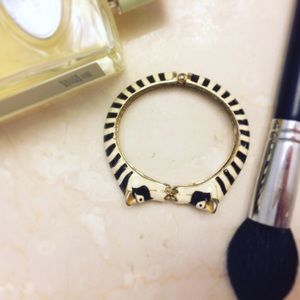 EUC Kissing Zebras Bracelet