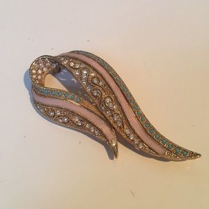 Vintage enamel brooch pin