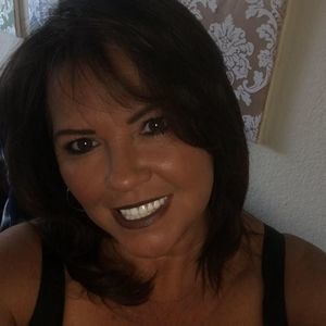 Meet your Posher, Charlotte