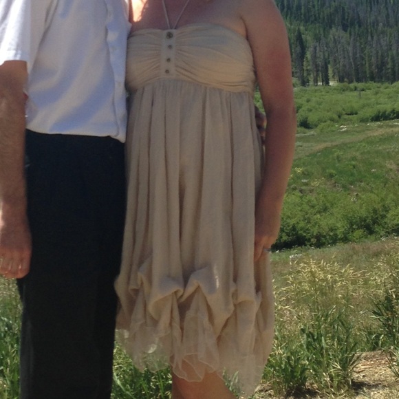 Versatile Dress! - Picture 4 of 4