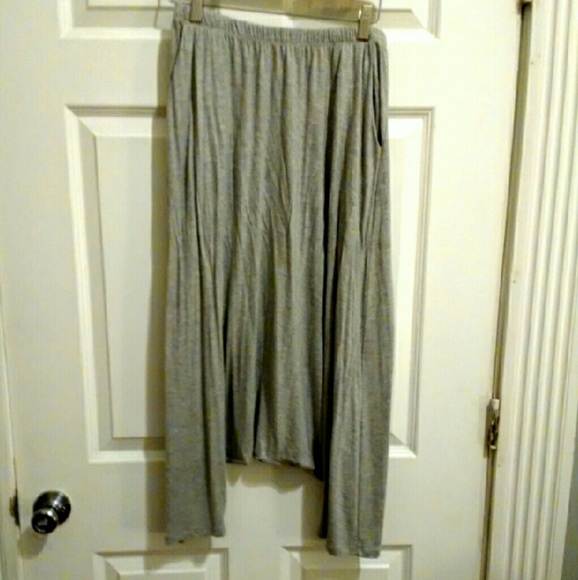 Akira Low Crotch Capri Joggers