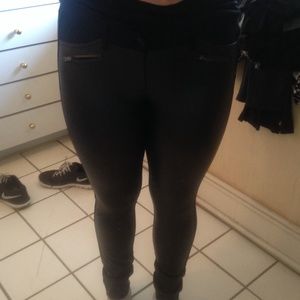 Black Skinny Jeans