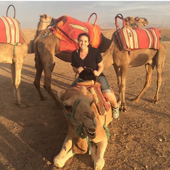 Meet your Posher, Amy - Picture 2 of 3