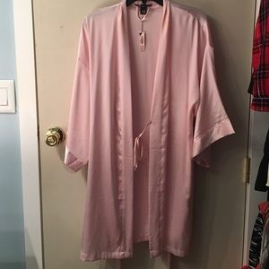 Victoria's Secret pink silk robe, size M/L