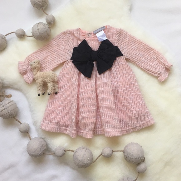 Soft pink dress for your little girl💕