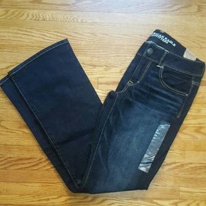 NWT AE American Eagle Outfitters Kick Boot Jeans