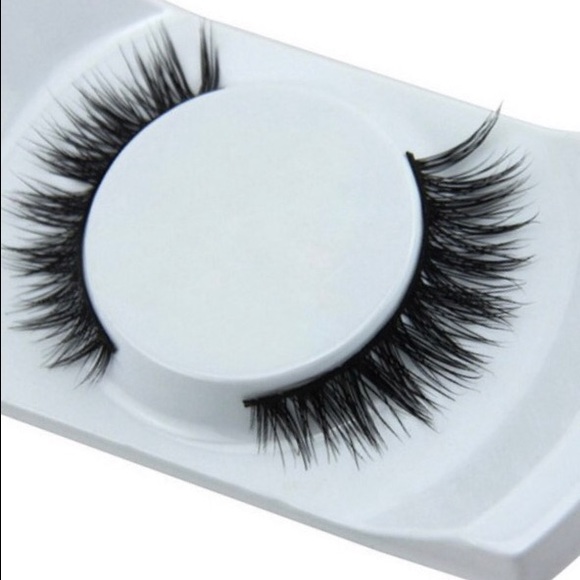 3D mink lashes - Picture 2 of 2