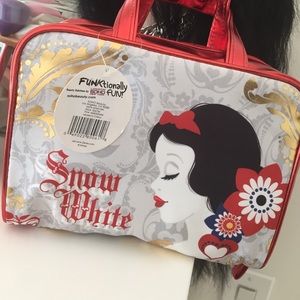 Disney SNOW WHITE Limited Edition Makeup Bag